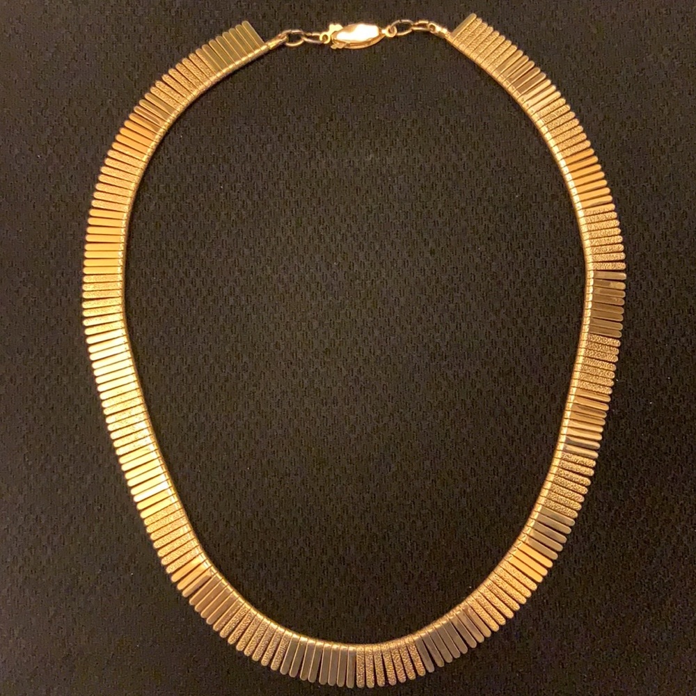 Vintage Gold Tone Statement Detailed Necklace